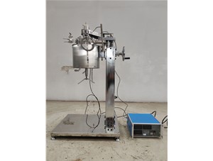 2L不銹鋼手動升降翻轉實驗釜已完工發(fā)往衢州