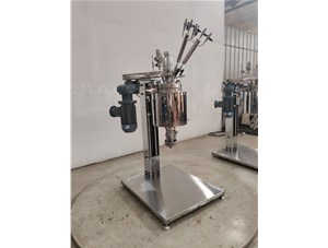 5L不銹鋼手動升降翻轉反應釜已完工發(fā)往大連