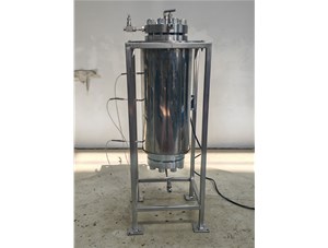 5L高壓不銹鋼實(shí)驗(yàn)室反應(yīng)釜已完工發(fā)往金昌